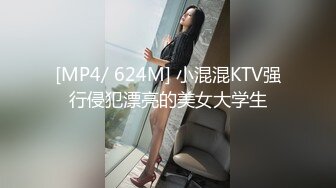 微胖才是极品小骚逼露脸勾搭小哥啪啪，大奶子肆意揉捏真是够劲，主动上位抽插浪荡呻吟，压在身下爆草蹂躏